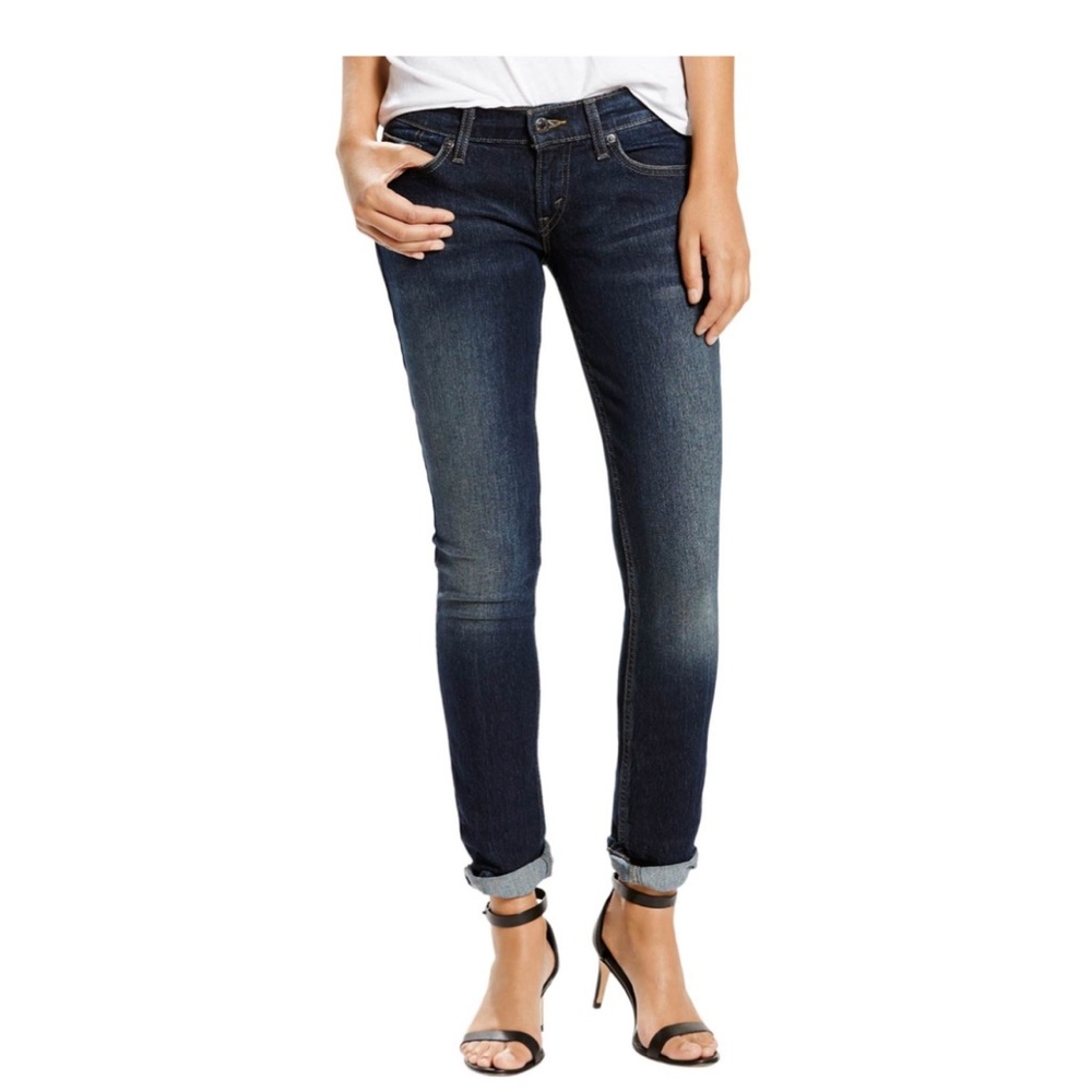 Women’s Levi’s 524 Skinny Jeans 9‎